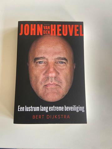 John van den Heuvel beschikbaar voor biedingen