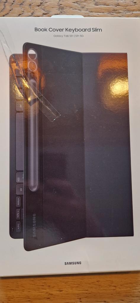Samsung Galaxy Tab S9+/S9 Book Cover Keyboard Slim.NIEUW, Computers en Software, Tablet-hoezen, Nieuw, Bescherming voor- en achterkant