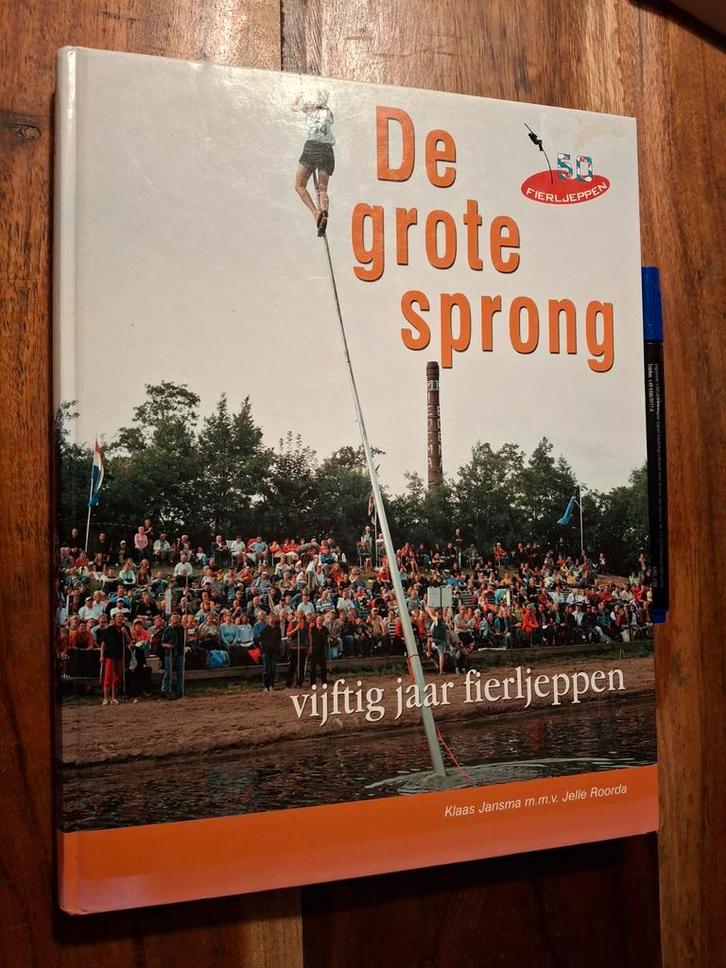 De Grote Sprong - Vijftig jaar fierljeppen, Boeken, Sportboeken, Gelezen, Ophalen of Verzenden