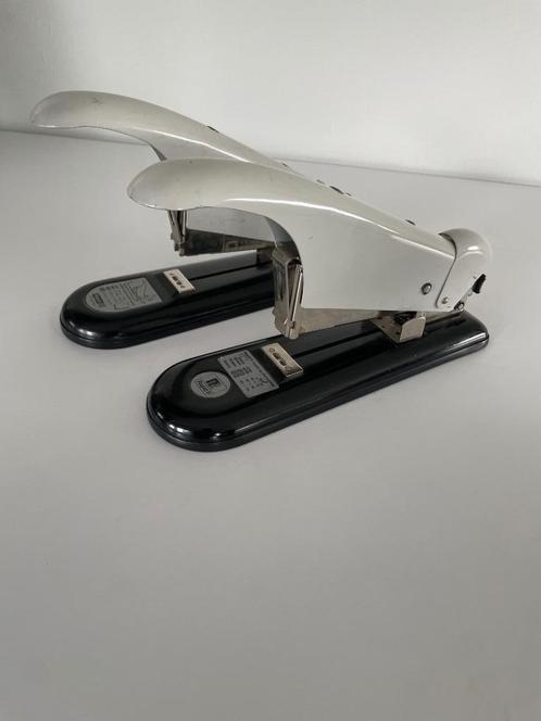 2x Nietmachine Rapid 9 heavy-duty, Diversen, Bureau-accessoires, Gebruikt, Ophalen of Verzenden