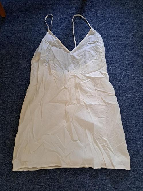 witte top maat m, Kleding | Dames, Tops, Zo goed als nieuw, Maat 38/40 (M), Wit, Zonder mouw, Ophalen of Verzenden