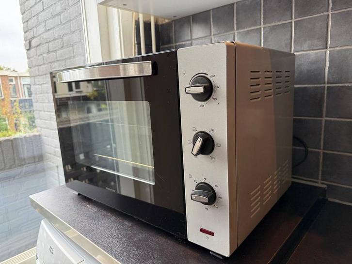 Compact Oven – Ideal for Small Kitchens!, Witgoed en Apparatuur, Ovens, Zo goed als nieuw, Minder dan 45 cm, Ophalen