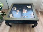 Mooie tafel met Aziatische houtsnijwerk decoratie, Huis en Inrichting, Tafels | Salontafels, Gebruikt, Minder dan 50 cm, Rechthoekig