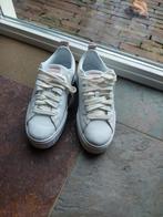 Sneakers merk PUMA, Kleding | Dames, Schoenen, Ophalen of Verzenden, Zo goed als nieuw, Sneakers of Gympen