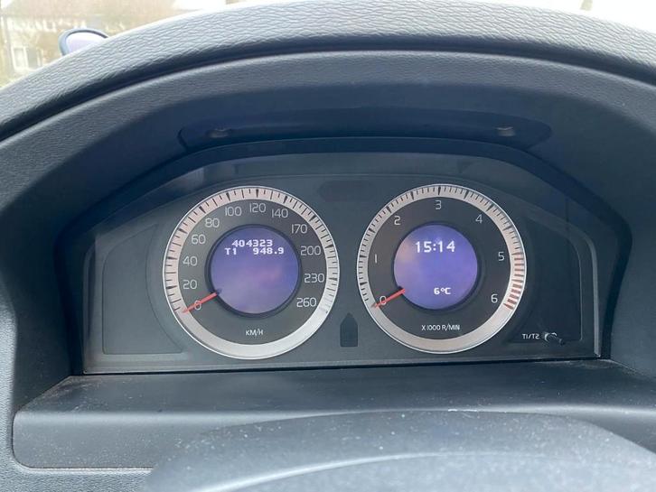 Volvo V70 2.0 D3 2010 Bruin, Auto's, Volvo, Particulier, V70, Diesel, B, Stationwagon, Handgeschakeld, Geïmporteerd, Bruin, Zwart