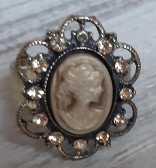 Vintage camee ring, Sieraden, Tassen en Uiterlijk, Antieke sieraden, Ring, Ophalen