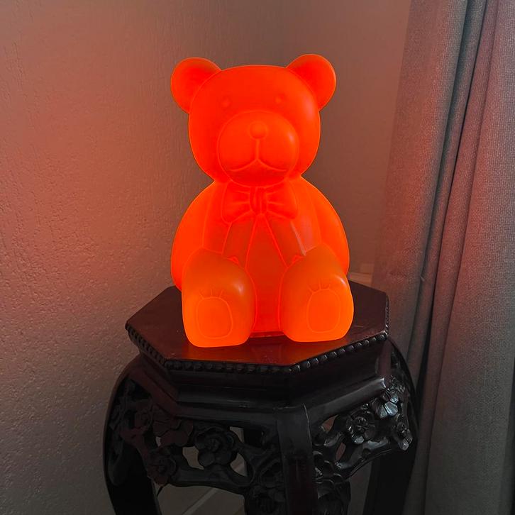 1970 Gummi beer lamp - oranje, Huis en Inrichting, Lampen | Tafellampen, Zo goed als nieuw, Minder dan 50 cm, Ophalen of Verzenden