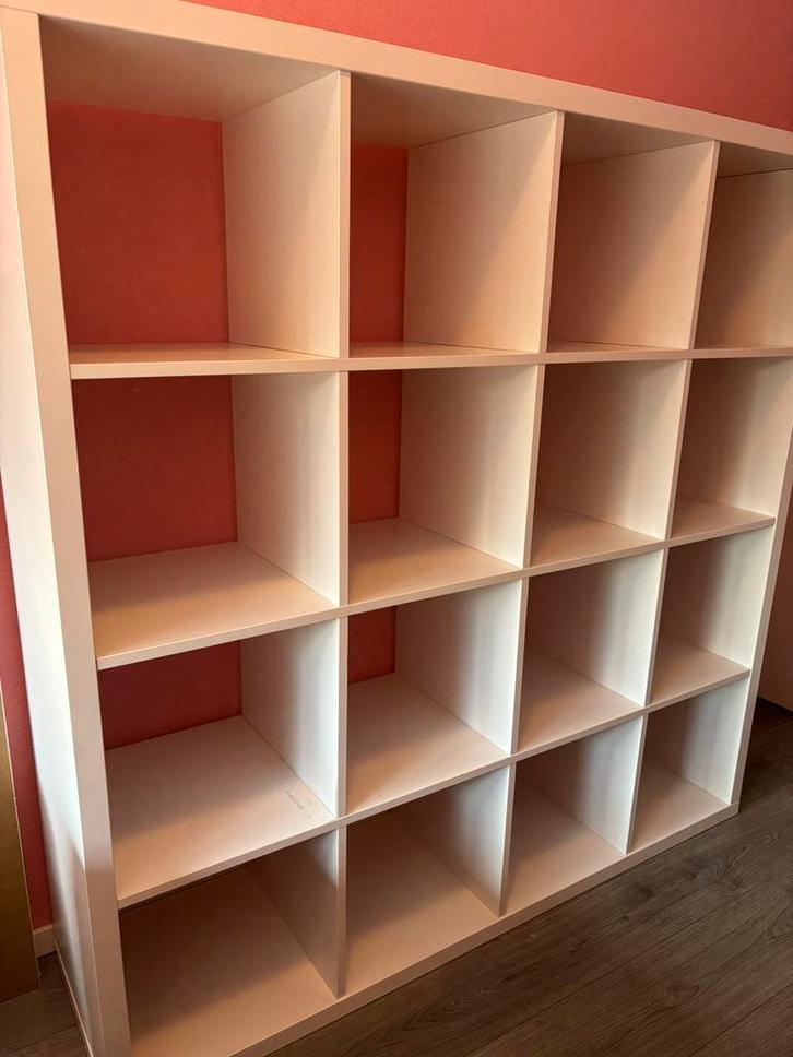 Kallax vakkenkast 4x4, Huis en Inrichting, Kasten | Boekenkasten, Gebruikt, 100 tot 150 cm, 100 tot 150 cm, 25 tot 50 cm, Met plank(en)