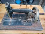 Oude handnaaimachine, Antiek en Kunst, Antiek | Naaimachines, Ophalen