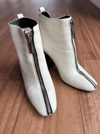 Kendall + Kylie witte leren enkellaarsjes met rits mt 38, Wit, Lage of Enkellaarzen, Kendall & Kylie, Ophalen of Verzenden