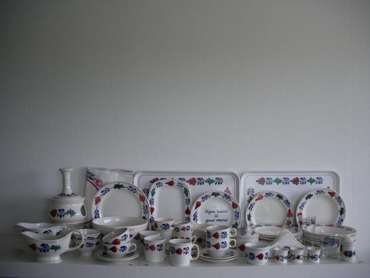 Boerenbont BOCH servies, Huis en Inrichting, Keuken | Servies, Zo goed als nieuw, Bord(en), Wedgwood, Aardewerk, Ophalen of Verzenden