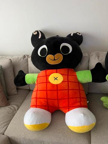 Grote Knuffelbeer Bing beschikbaar voor biedingen