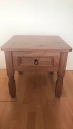 Houten tafel, Gebruikt, Vierkant, 55 tot 75 cm, Hout