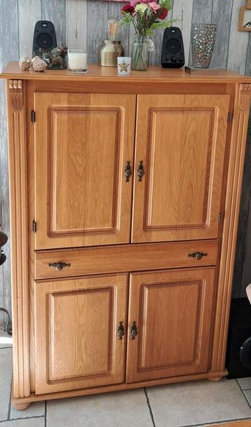 Computer bureau kast eiken beschikbaar voor biedingen