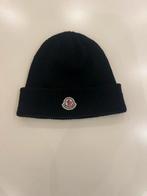 Moncler Zwarte Wollen Muts maat L, Kleding | Heren, Hoeden en Petten, Ophalen of Verzenden, Zo goed als nieuw, One size fits all