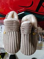 NIEUWE PANTOFFELS, Ophalen, Nieuw, Bruin, Pantoffels of Sloffen