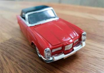 Facel Vega 2 uit 1962 van Solido beschikbaar voor biedingen