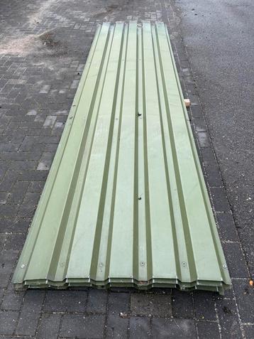 Partij mooie groene damwandplaten 397,5 cm beschikbaar voor biedingen