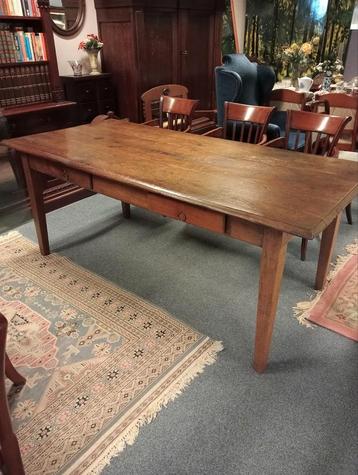 Antieke Franse Eiken Boeren Tafel met dik boven blad  beschikbaar voor biedingen