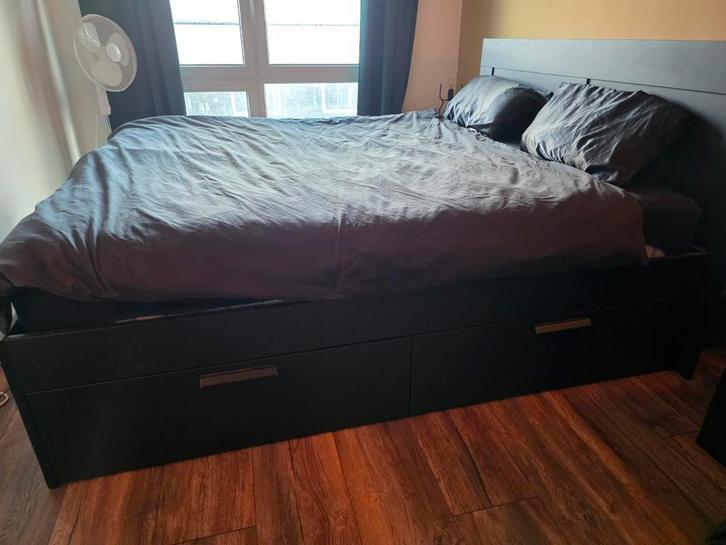 IKEA Brimnes bed met opbergvak hoofdbord en 4 opberglades., Huis en Inrichting, Slaapkamer | Bedden, Zo goed als nieuw, Tweepersoons