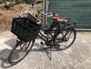 Dames / Herenfiets . z.g.a.n  beschikbaar voor biedingen