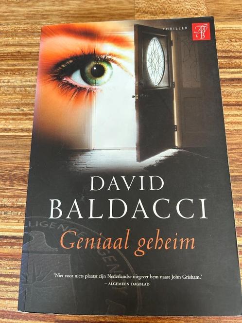 Boek thriller: Geniaal geheim door David Baldacci, Boeken, Thrillers, Zo goed als nieuw, Amerika, Ophalen of Verzenden