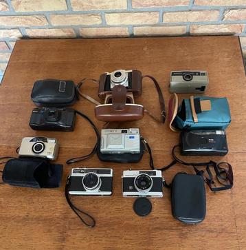  8 camera’s (o.a. Fujica compact 35 en Konica C 35 V) beschikbaar voor biedingen
