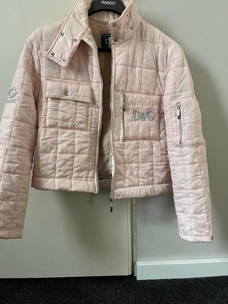 WINTERJAS D&G, Kleding | Dames, Jassen | Winter, Zo goed als nieuw, Maat 36 (S), Roze, Ophalen of Verzenden