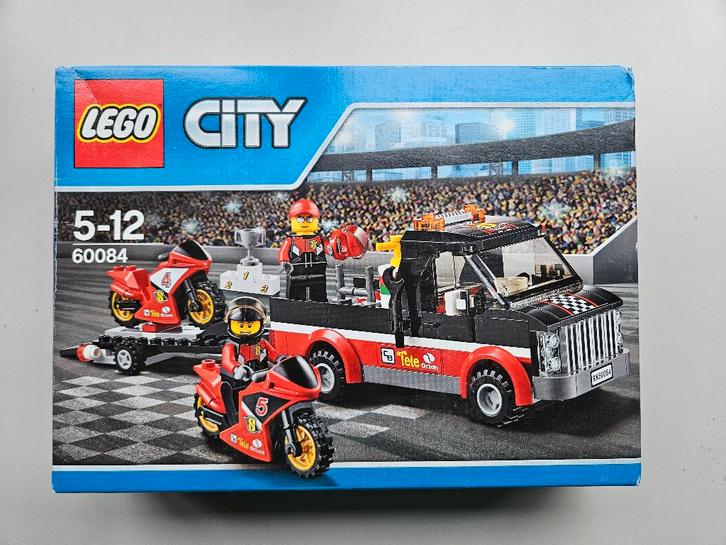 🎁 Lego City 60084 - Racemotor Transport 🎁, Kinderen en Baby's, Speelgoed | Duplo en Lego, Nieuw, Lego, Complete set, Ophalen of Verzenden