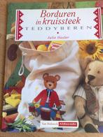 Boek Borduren in kruissteek - Teddy beren - Julie Hasler, Verzenden, Zo goed als nieuw, Patroon