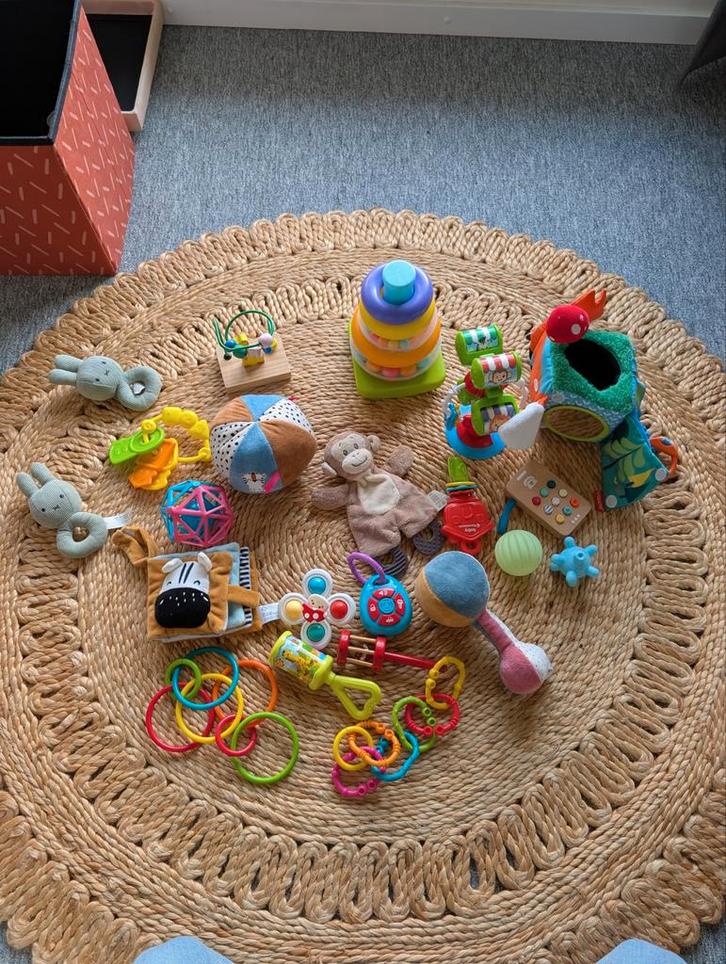 Baby Speelgoed Pakket, Kinderen en Baby's, Speelgoed | Babyspeelgoed, Gebruikt, Overige typen, Met licht, Met geluid, Ophalen of Verzenden