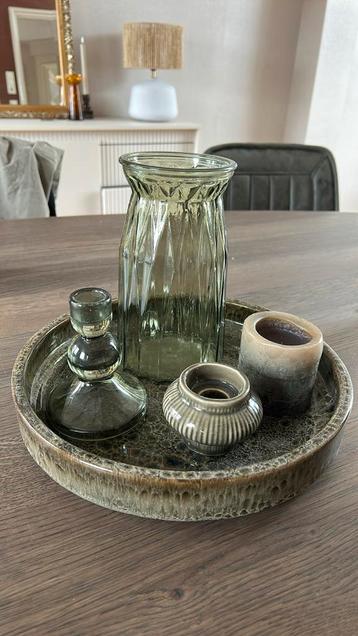 Accessoires set groen, modern beschikbaar voor biedingen