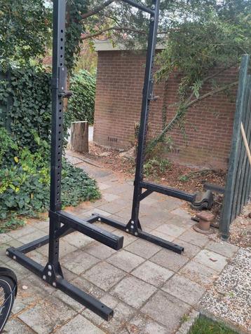 Half rack outdoor - crossfit - power rack beschikbaar voor biedingen