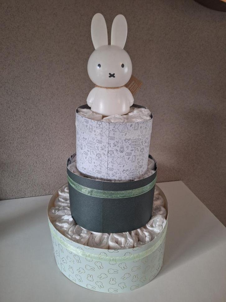 Nijntje luiertaart drielaags - Groen avontuur, Kinderen en Baby's, Kraamcadeaus en Geboorteborden, Nieuw, Kraamcadeau, Ophalen of Verzenden