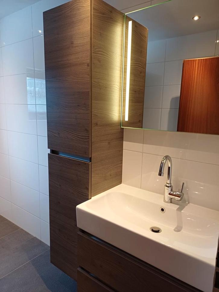 Badkamermeubel KOMPLEET !! ER MAG GEBODEN WORDEN...., Huis en Inrichting, Badkamer | Badkamermeubels, Zo goed als nieuw, Wastafelkast