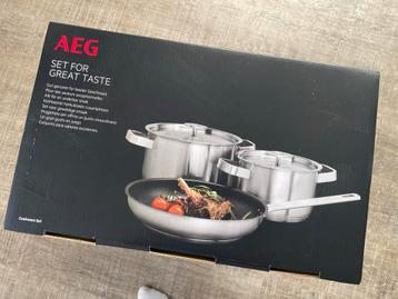 Nieuwe AEG Pannenset - Nooit Gebruikt! beschikbaar voor biedingen