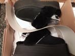 Ugg Funkette. Maat 37. Platform., Kleding | Dames, Schoenen, Ophalen of Verzenden, Zo goed als nieuw, Zwart
