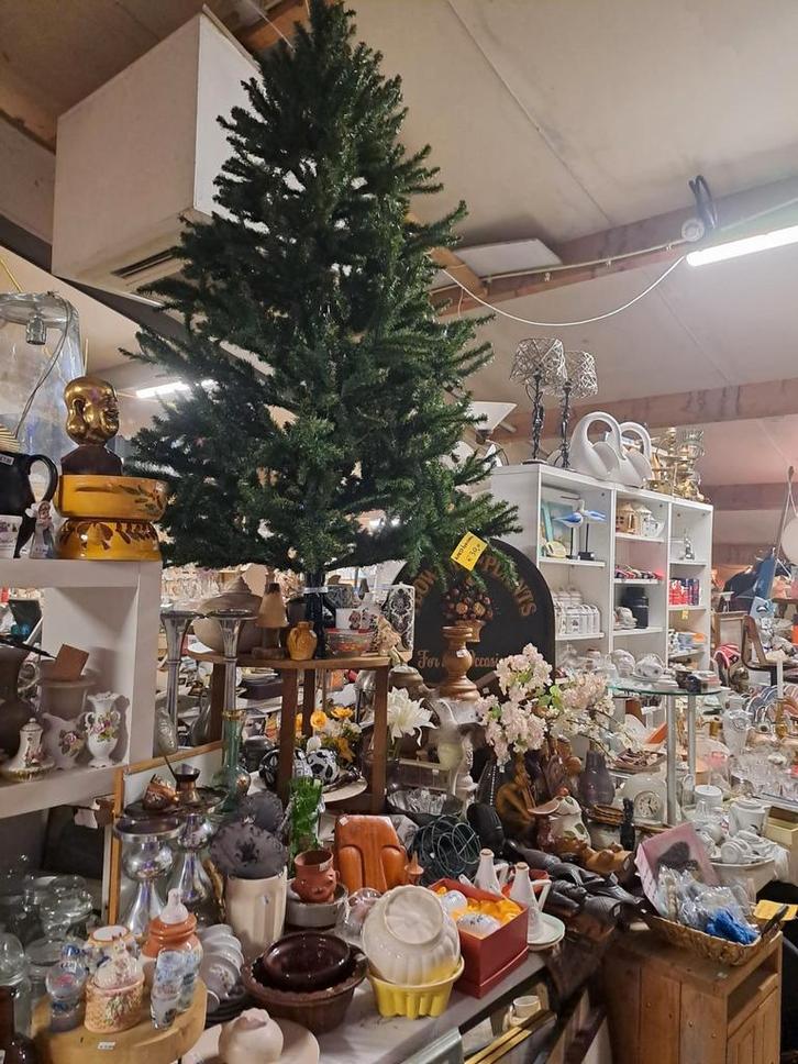 Kringloop zolder kerstservies diggelen goed schilderijen, Diversen, Kerst, Zo goed als nieuw, Ophalen