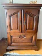 Noten houten tv kast, Ophalen