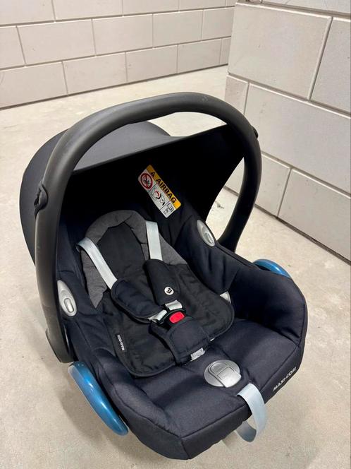 Maxi Cosi carseat & newborn insert autostoeltje, Kinderen en Baby's, Autostoeltjes, Gebruikt, Maxi-Cosi, Autogordel, Ophalen of Verzenden