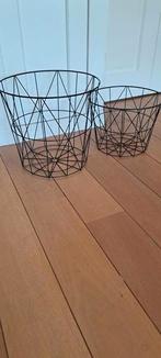 Mooie set van 2 stalen draadmanden, Ophalen, Zo goed als nieuw, Rond, Overige materialen