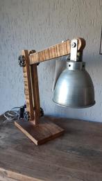 Koopje! Stoere lamp | Industrieel & Sober | verstelbaar, Huis en Inrichting, Lampen | Tafellampen, Ophalen of Verzenden, Metaal