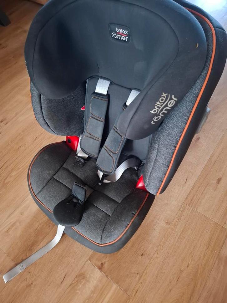 Britax Römer autostoel 9-36 kg, Kinderen en Baby's, Autostoeltjes, Gebruikt, Romer, 9 t/m 36 kg, Autogordel, Verstelbare rugleuning