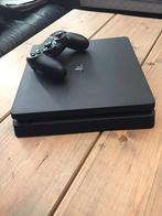 PS4 Slim + Controller + 2 Games, Spelcomputers en Games, Spelcomputers | Sony PlayStation 4, Ophalen of Verzenden, Gebruikt