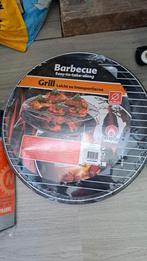Festival/camping Kit: BBQ, Stoelen & Matras, Ophalen of Verzenden, Zo goed als nieuw
