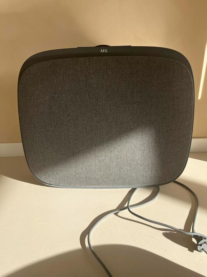 AEG AX71- 304 DG Luchtreiniger - Zo goed als nieuw!, Witgoed en Apparatuur, Luchtbehandelingsapparatuur, Zo goed als nieuw, Luchtreiniger