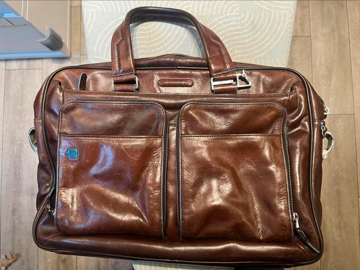 Piquadro Blue Square Organized Laptop tas, Computers en Software, Laptoptassen, Zo goed als nieuw, Aktetas, 15 inch, Ophalen of Verzenden