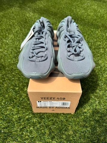 Yeezy 450 stotea 45, 1/3 beschikbaar voor biedingen