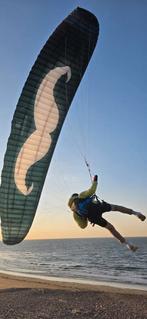 Moustache 18 Flare Parakite, Sport en Fitness, Zweefvliegen en Paragliding, Ophalen of Verzenden, Zo goed als nieuw