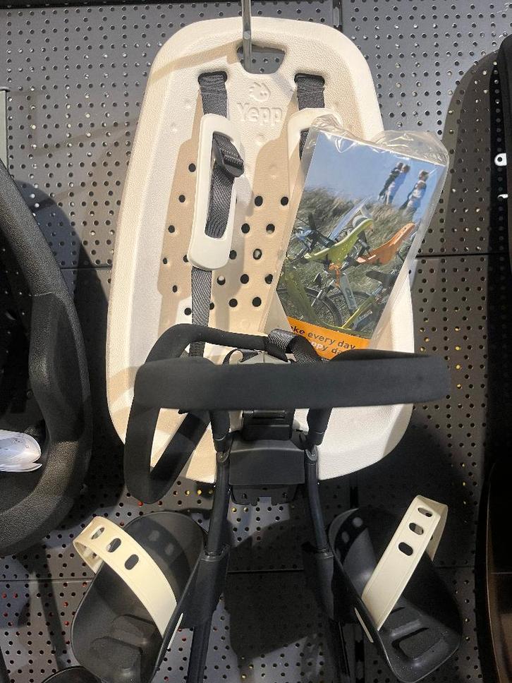 Kinderzitjes, Thule,yepp,bobike Nieuw Opruiming!!!!!!!, Fietsen en Brommers, Fietsaccessoires | Fietsstoeltjes, Nieuw, Ophalen